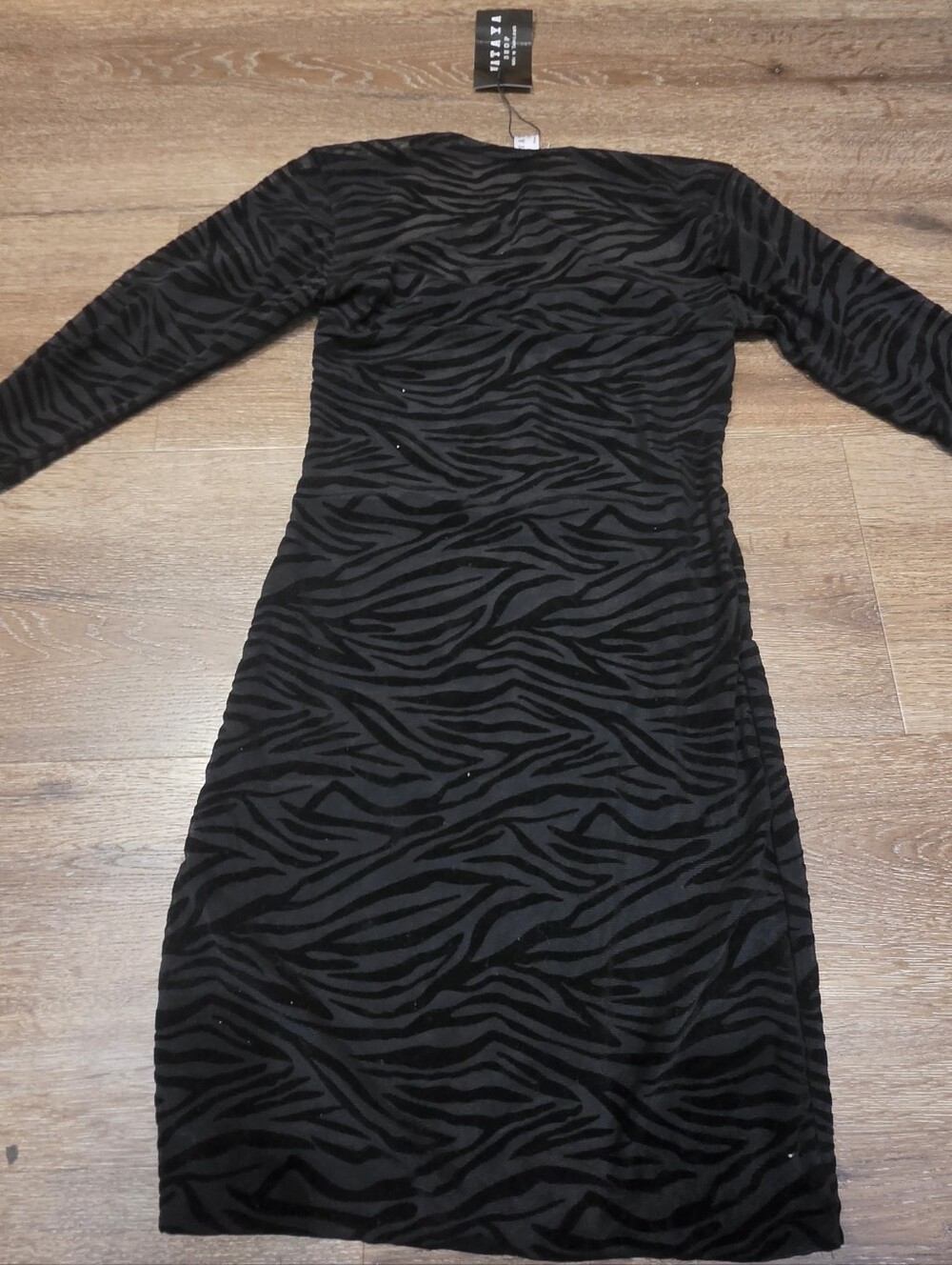Nataya Shop Black Velvet Animal Print Long Sleeve Bodycon Dress NWT - Picture 5 of 8